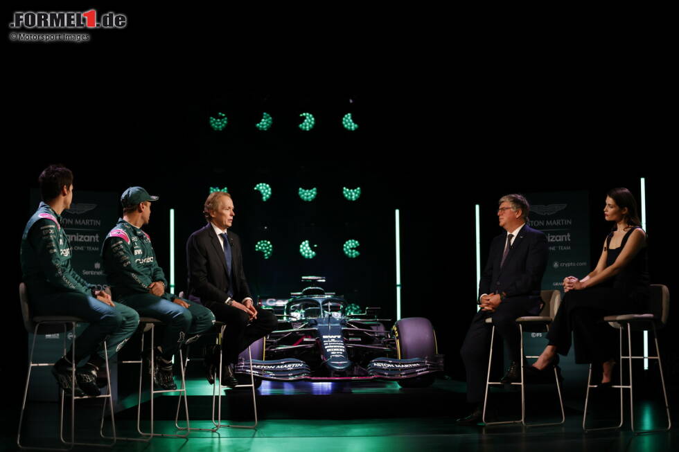 Foto zur News: Lance Stroll (Aston Martin), Sebastian Vettel (Aston Martin) und Otmar Szafnauer