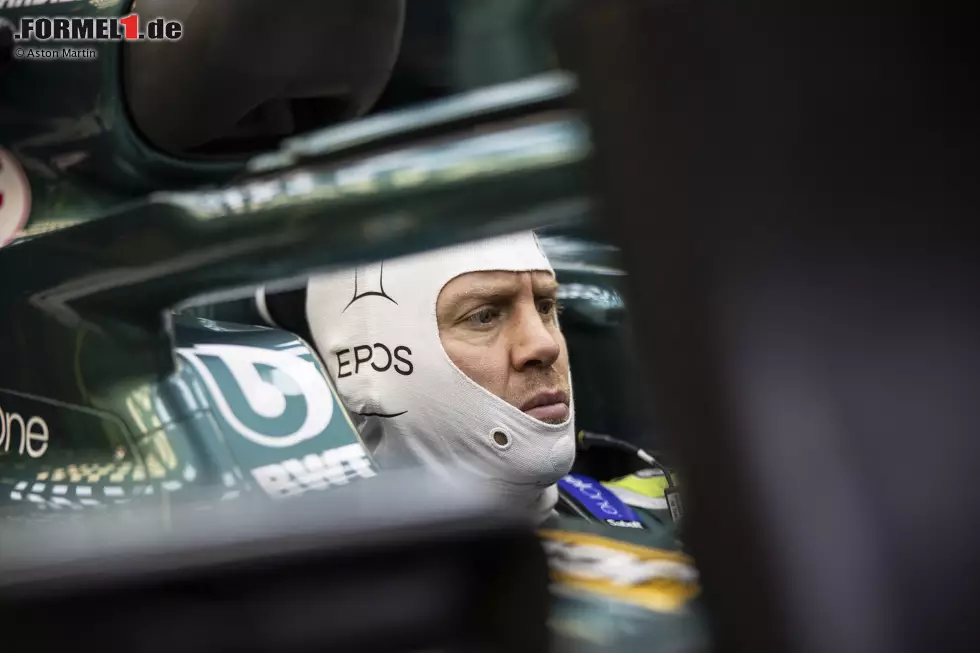 Foto zur News: Sebastian Vettel (Aston Martin)