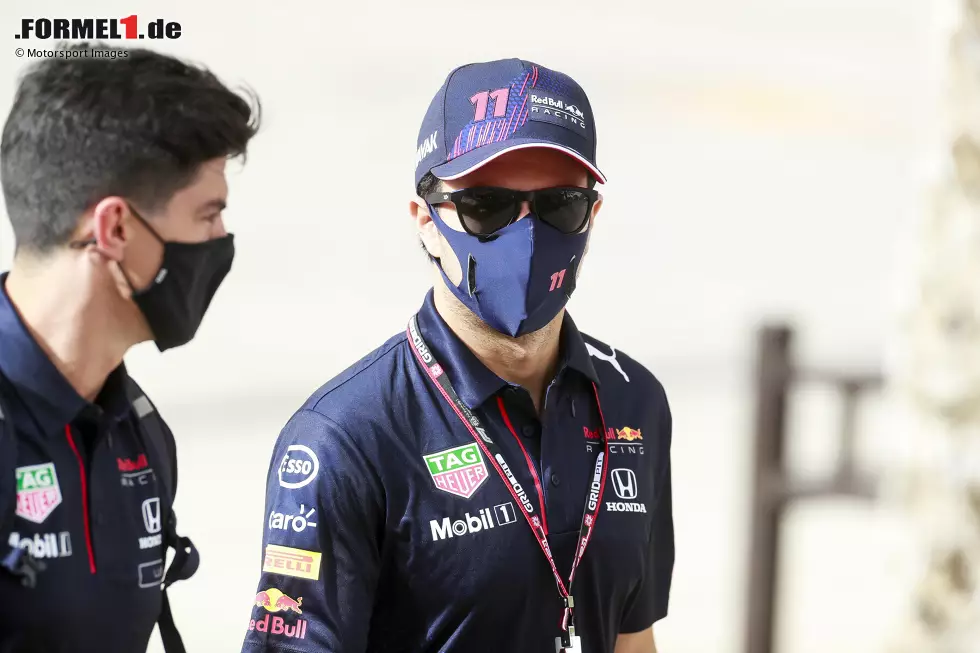 Foto zur News: Sergio Perez (Red Bull)