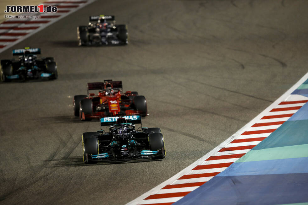 Lewis Hamilton (Mercedes), Charles Leclerc (Ferrari), Valtteri Bottas (Mercedes) und Pierre Gasly (AlphaTauri) Lewis Hamilton (Mercedes), Charles Leclerc (Ferrari), Valtteri Bottas (Mercedes) und Pierre Gasly (AlphaTauri)