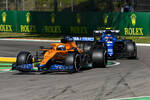 Foto zur News: Daniel Ricciardo (McLaren) und Esteban Ocon (Alpine)