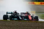 Foto zur News: Lewis Hamilton (Mercedes) und Charles Leclerc (Ferrari)