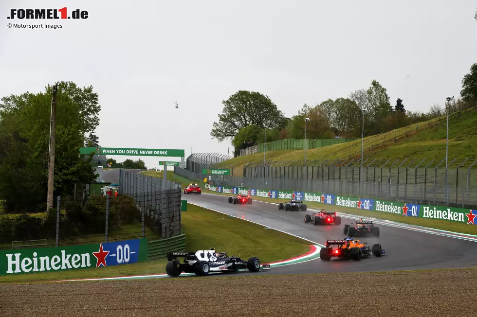 Max Verstappen (Red Bull), Lewis Hamilton (Mercedes), Charles Leclerc (Ferrari), Sergio Perez (Red Bull), Daniel Ricciardo (McLaren) und Pierre Gasly (AlphaTauri) Foto zur News: Max Verstappen (Red Bull), Lewis Hamilton (Mercedes), Charles Leclerc (Ferrari), Sergio Perez (Red Bull), Daniel Ricciardo (McLaren) und Pierre Gasly (AlphaTauri)