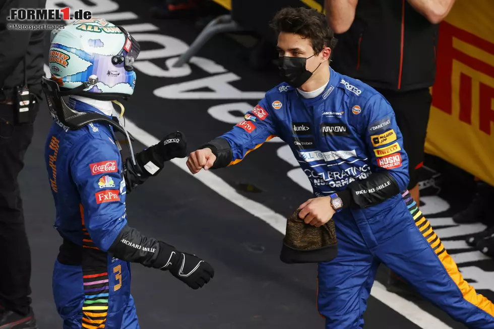 Foto zur News: Daniel Ricciardo (McLaren) und Lando Norris (McLaren)