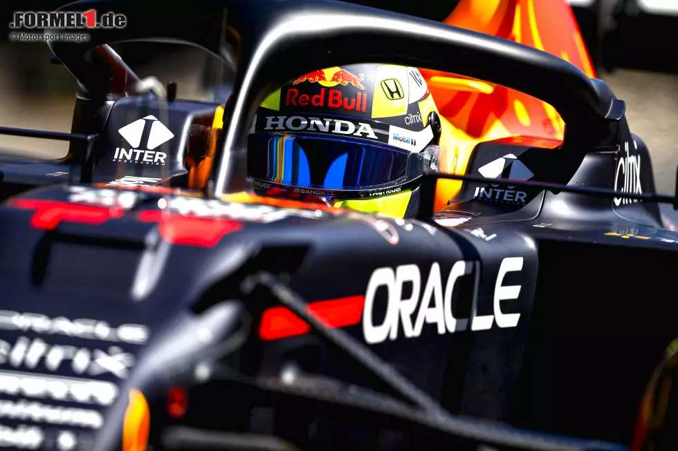 Foto zur News: Sergio Perez (Red Bull)