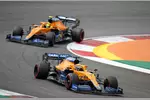 Foto zur News: Daniel Ricciardo (McLaren) und Lando Norris (McLaren)