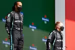 Foto zur News: Lewis Hamilton (Mercedes) und Valtteri Bottas (Mercedes)