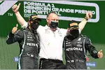 Foto zur News: Lewis Hamilton (Mercedes) und Valtteri Bottas (Mercedes)