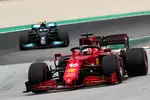 Foto zur News: Charles Leclerc (Ferrari) und Valtteri Bottas (Mercedes)