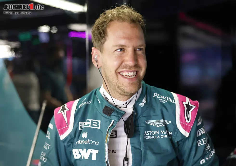 Foto zur News: Sebastian Vettel (Aston Martin)