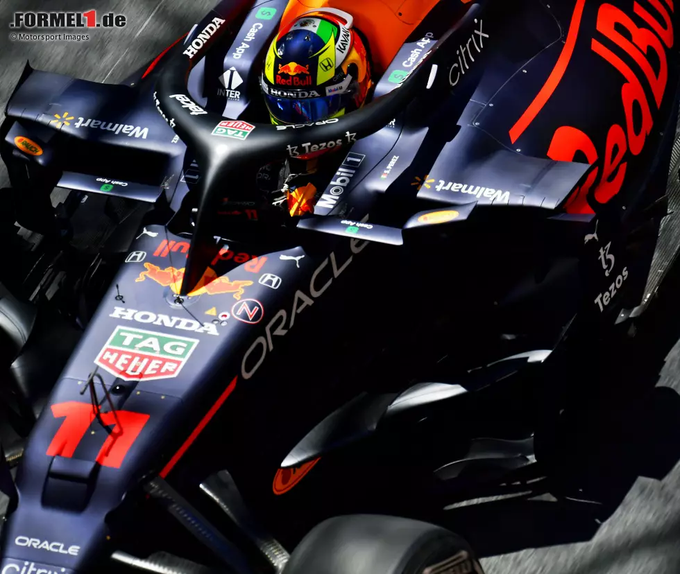 Foto zur News: Sergio Perez (Red Bull)