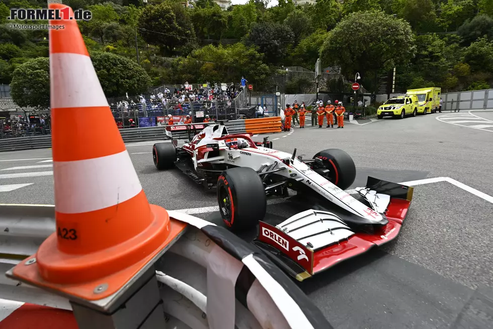 Foto zur News: Kimi Räikkönen (Alfa Romeo)