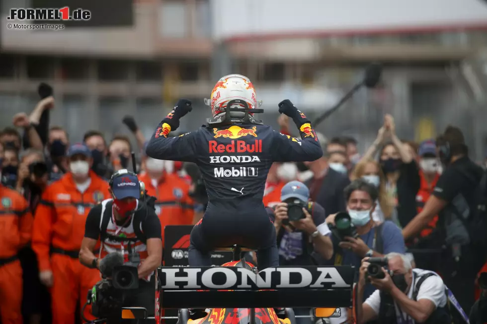 Foto zur News: Max Verstappen (Red Bull)