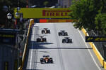 Foto zur News: Lando Norris (McLaren), Valtteri Bottas (Mercedes), Sergio Perez (Red Bull) und Lewis Hamilton (Mercedes)