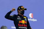 Foto zur News: Sergio Perez (Red Bull)