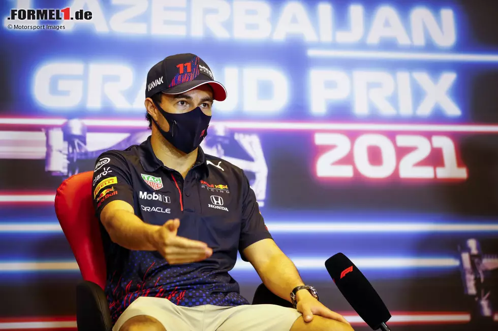 Foto zur News: Sergio Perez (Red Bull)