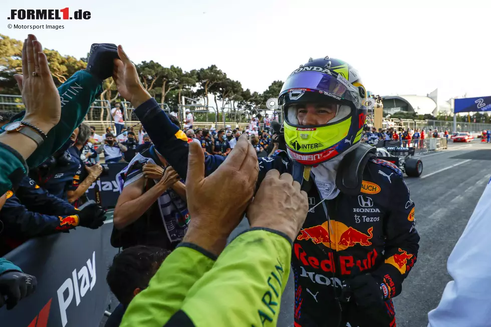 Foto zur News: Sergio Perez (Red Bull)