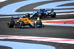 Foto zur News: Lando Norris (McLaren) und Esteban Ocon (Alpine)