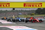 Foto zur News: Carlos Sainz (Ferrari), Esteban Ocon (Alpine) und Pierre Gasly (AlphaTauri)