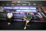 Foto zur News: Mick Schumacher (Haas) und Sebastian Vettel (Aston Martin)