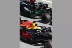 Foto zur News: Max Verstappen (Red Bull) und Lewis Hamilton (Mercedes)