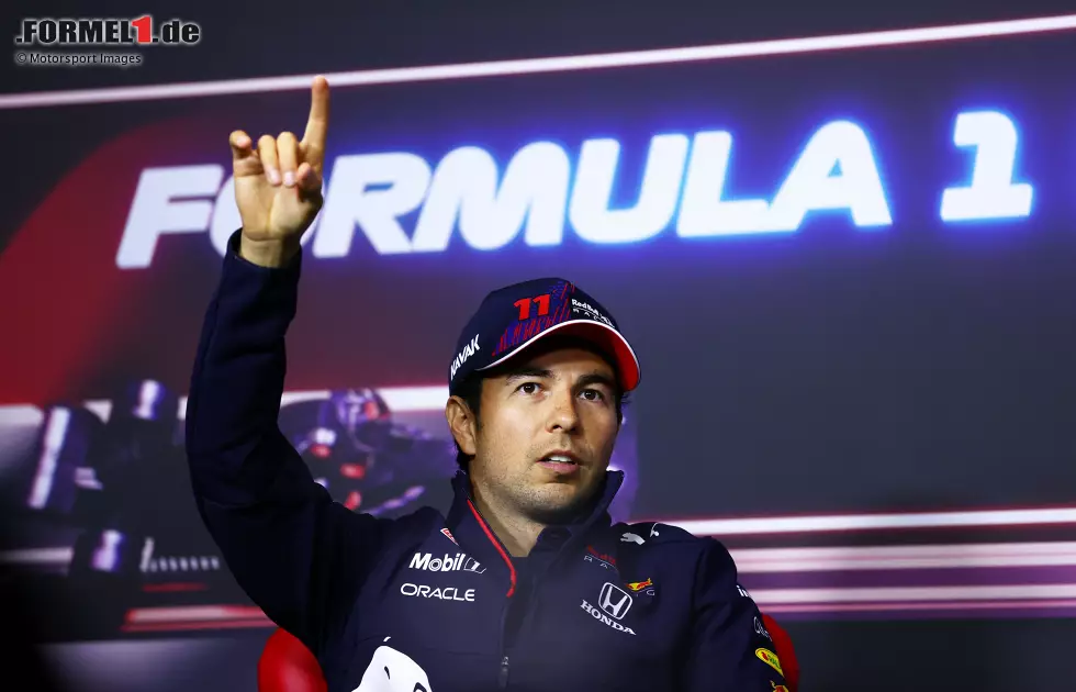 Foto zur News: Sergio Perez (Red Bull)