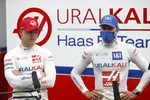 Foto zur News: Nikita Masepin (Haas) und Mick Schumacher (Haas)