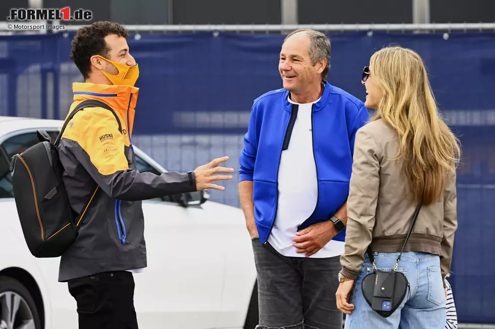 Foto zur News: Daniel Ricciardo (McLaren) und Gerhard Berger