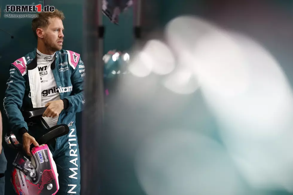 Foto zur News: Sebastian Vettel (Aston Martin)