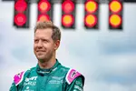 Foto zur News: Sebastian Vettel (Aston Martin)