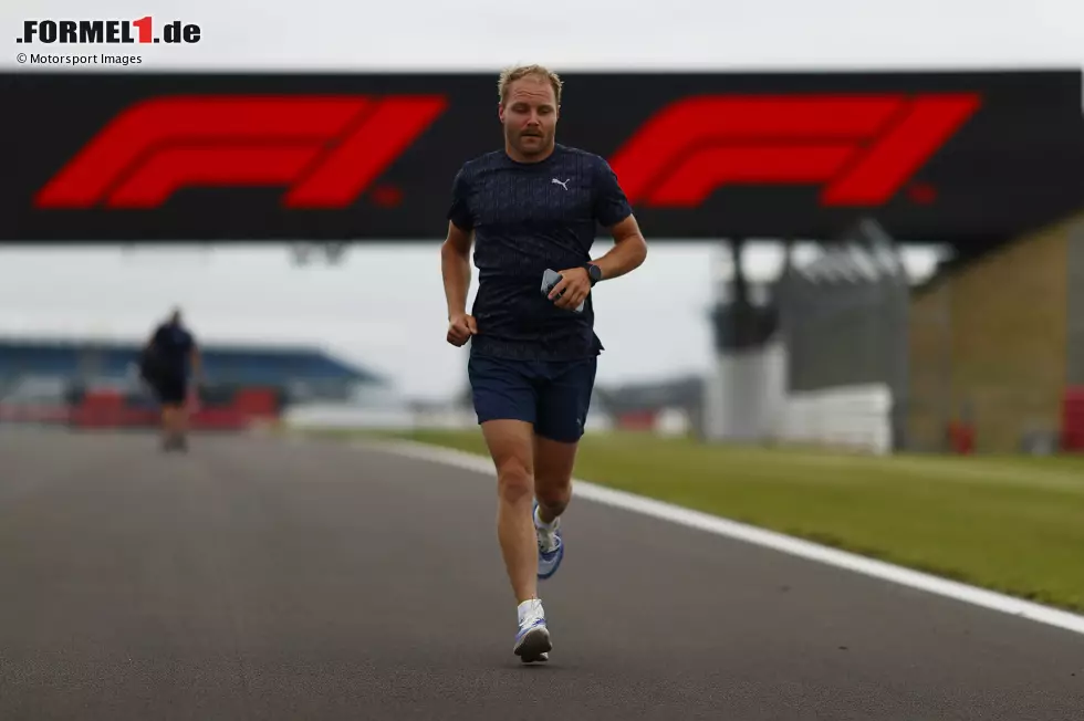 Foto zur News: Valtteri Bottas (Mercedes)