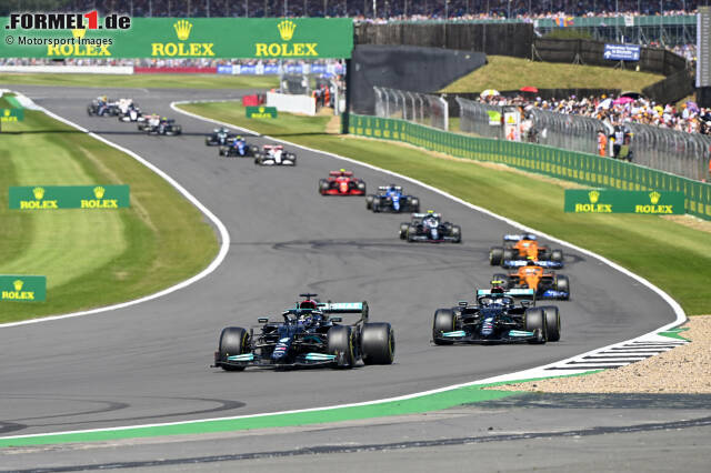 Foto zur News: Lewis Hamilton (Mercedes), Valtteri Bottas (Mercedes), Lando Norris (McLaren) und Daniel Ricciardo (McLaren)