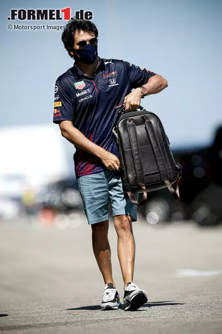 Foto zur News: Sergio Perez (Red Bull)