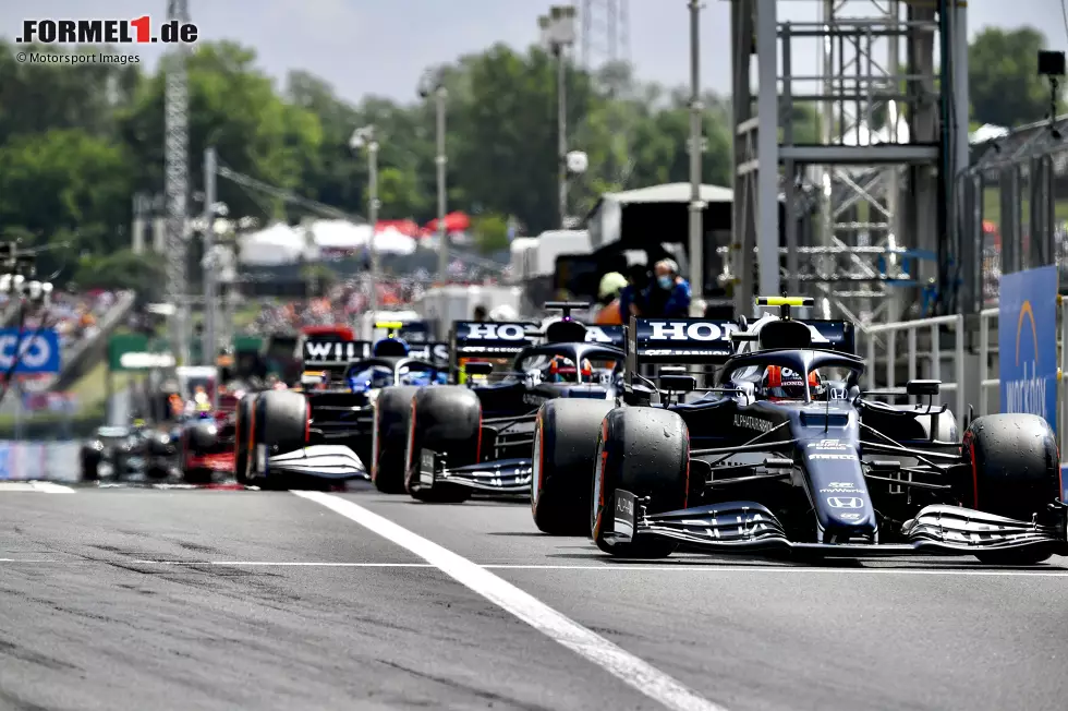 Foto zur News: Pierre Gasly (AlphaTauri), Yuki Tsunoda (AlphaTauri) und Nicholas Latifi (Williams)