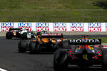 Foto zur News: Pierre Gasly (AlphaTauri), Daniel Ricciardo (McLaren) und Max Verstappen (Red Bull)