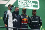 Foto zur News: George Russell (Williams), Max Verstappen (Red Bull) und Lewis Hamilton (Mercedes)