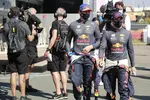 Foto zur News: Max Verstappen (Red Bull) und Sergio Perez (Red Bull)