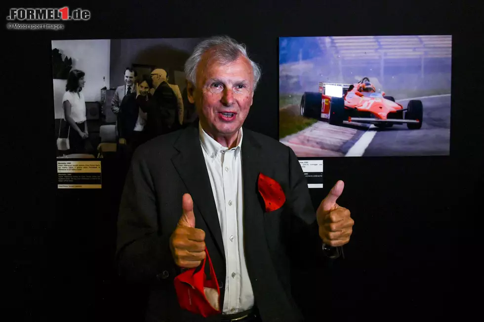 Foto zur News: Ercole Colombo in der Ausstellung von Motorsport Images