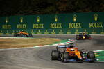 Foto zur News: Daniel Ricciardo (McLaren), Max Verstappen (Red Bull) und Lando Norris (McLaren)