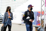 Foto zur News: Max Verstappen (Red Bull) mit Lebensgefährtin Kelly Piquet
