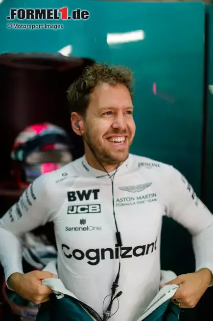 Foto zur News: Sebastian Vettel (Aston Martin)