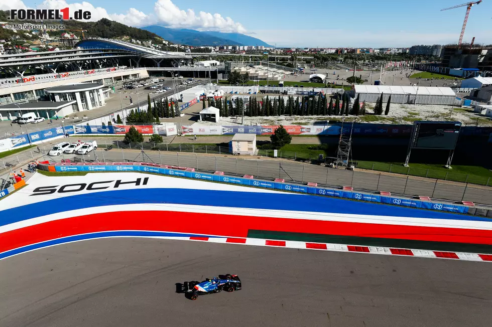 Foto zur News: Esteban Ocon (Alpine)