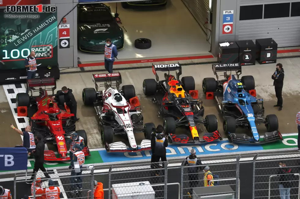 Charles Leclerc (Ferrari), Antonio Giovinazzi (Alfa Romeo), Max Verstappen (Red Bull) und Esteban Ocon (Alpine) Foto zur News: Charles Leclerc (Ferrari), Antonio Giovinazzi (Alfa Romeo), Max Verstappen (Red Bull) und Esteban Ocon (Alpine)