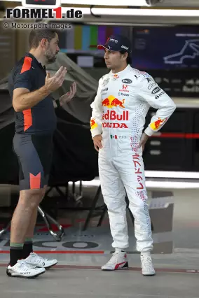 Foto zur News: Sergio Perez (Red Bull)