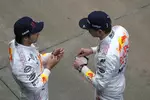 Foto zur News: Max Verstappen (Red Bull) und Sergio Perez (Red Bull)