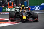 Foto zur News: Sergio Perez (Red Bull)