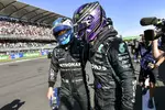 Foto zur News: Valtteri Bottas (Mercedes) und Lewis Hamilton (Mercedes)