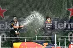 Foto zur News: Adrian Newey und Max Verstappen (Red Bull)