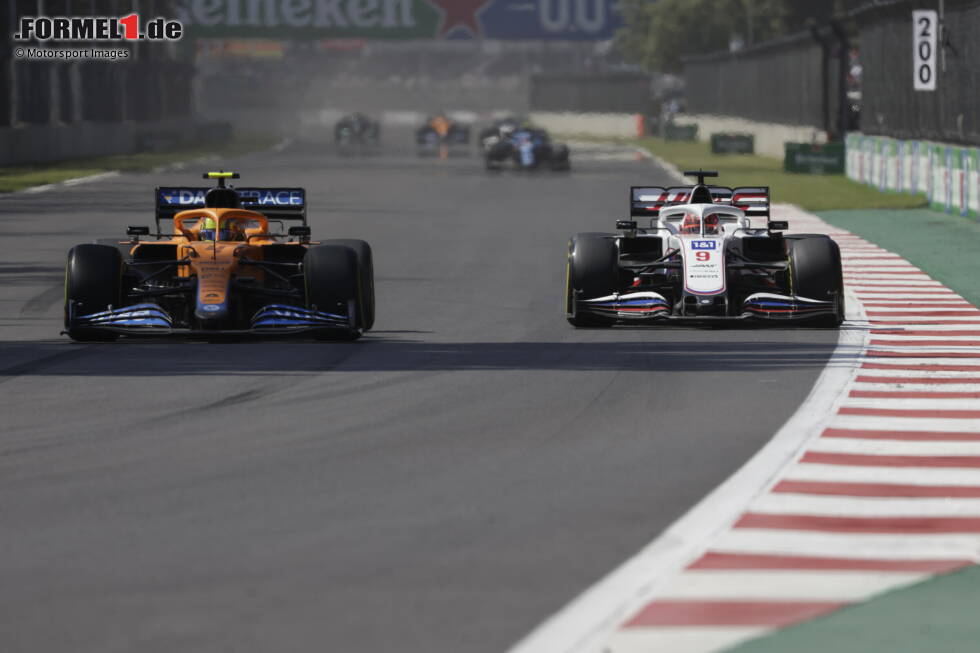 Foto zur News: Lando Norris (McLaren) und Nikita Masepin (Haas)