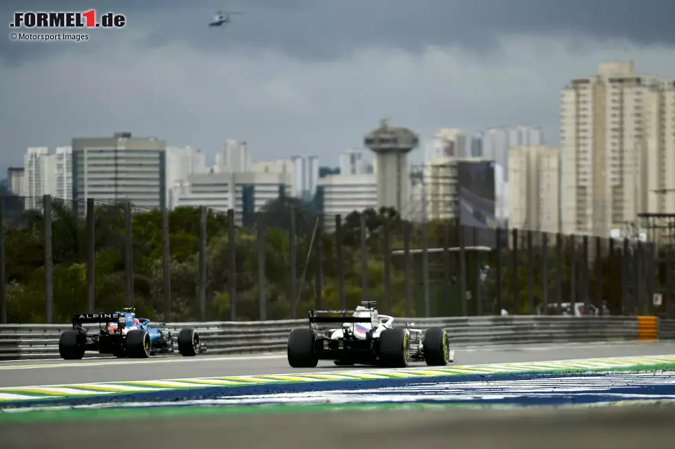 Foto zur News: Esteban Ocon (Alpine) und Nikita Masepin (Haas)